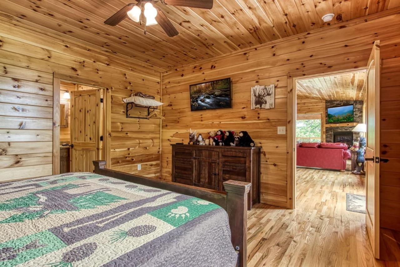 Brand New Build 5 Bedroom, 5 Bath With 4,000 Sq Ft With Mountain View Cabin Gatlinburg Exterior photo